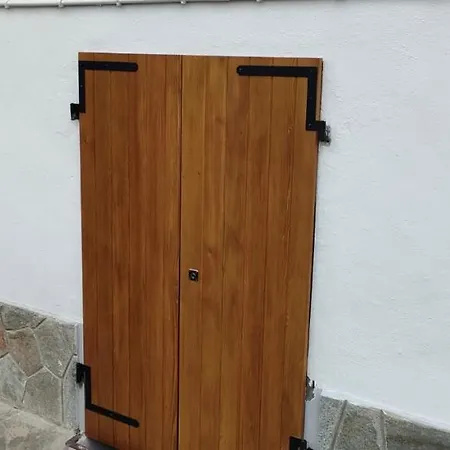 In Centro Con Giardino شقة